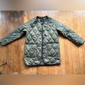 Everlane Renew mid length liner